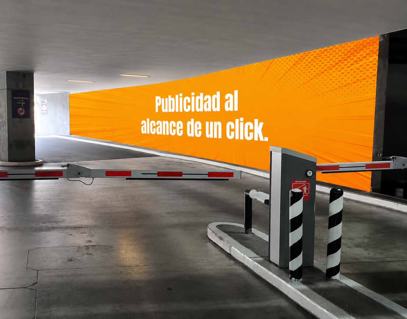 Muro Publicitario en Estacionamiento, AVERANDA
